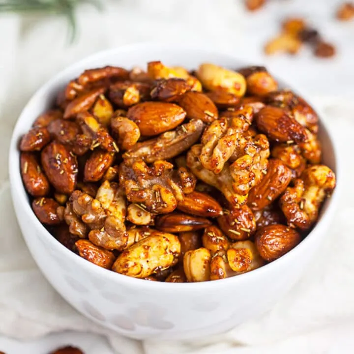 Spiced-Maple-Roasted-Mixed-Nuts